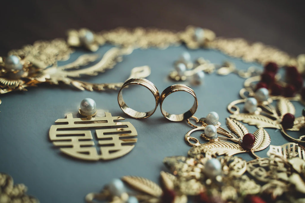 Unearthing the Allure The Journey of Gold and Silver Jewelry