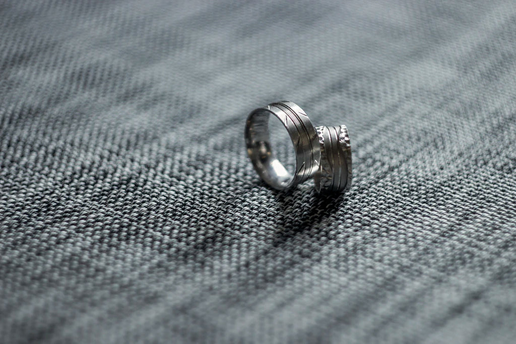 Exquisite Silver Engagement Rings for Lasting Memories