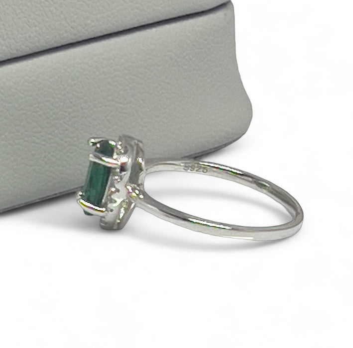 Sterling Silver Pear-Shaped Simulated Green Emerald Ring-AE-114