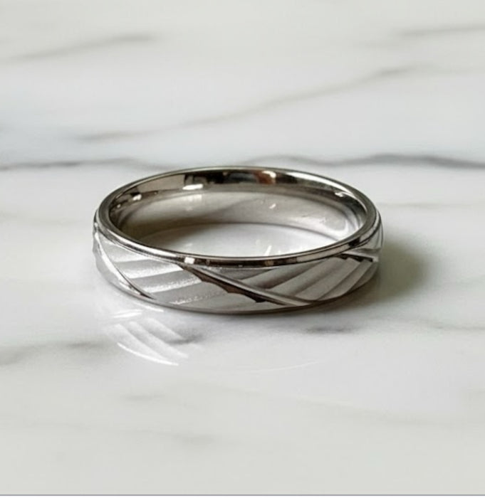 Sterling Silver Diamond Cut Lines Wedding Band Ring-SW-09
