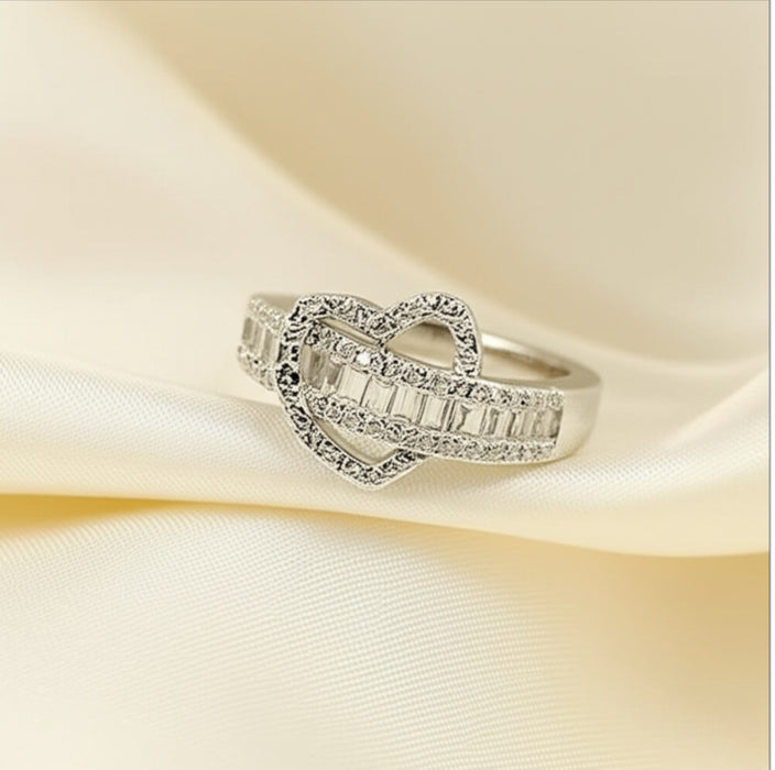 Sterling Silver Exquisite Heart Clear CZ Ring -ER-07