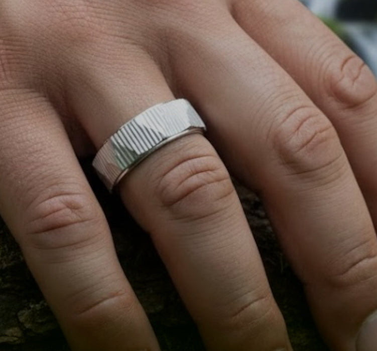 Sterling Silver Diamond Cut Triangle Lines Wedding Band Ring-SW-14