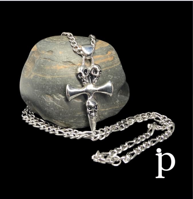 (UA-67) Stainless steel chain, with skull pendant