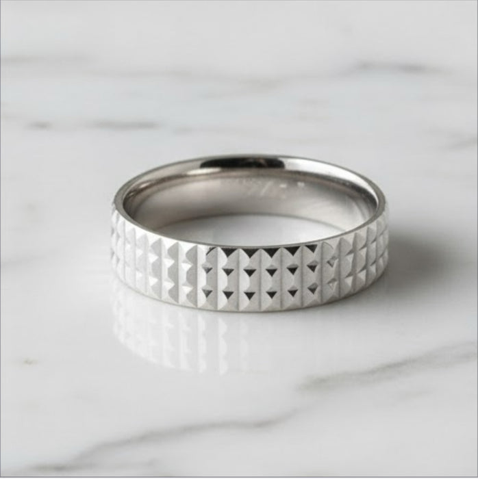 Sterling Silver Diamond Cut Pyramid Pattern Wedding Band Ring-SW-18
