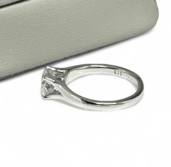 Sterling Silver Engagement Ring Round Cut - ER-30