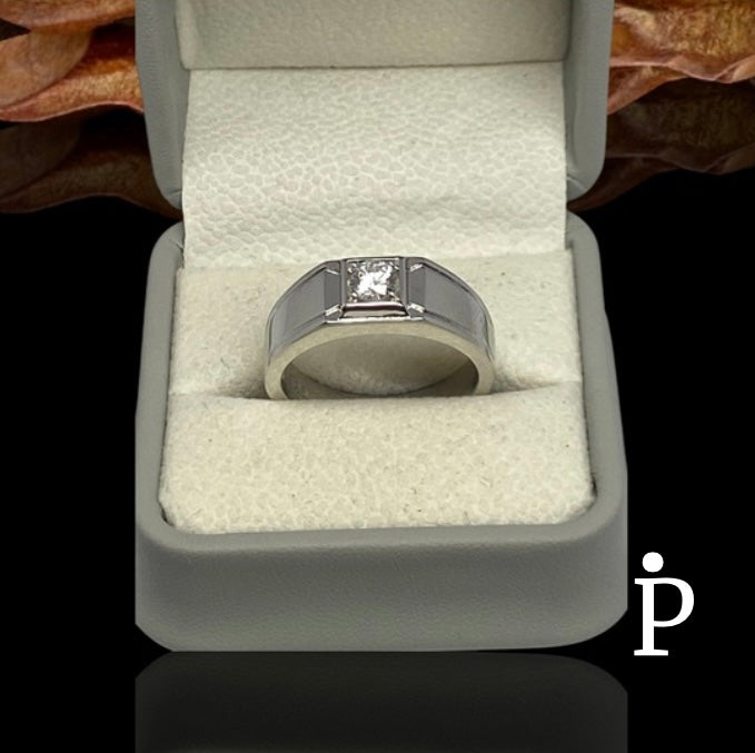 (APH-12) .925 Silver MEN'S Ring with Zirconia