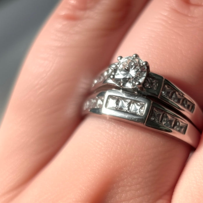 Dazzling Sterling Silver Halo CZ Bridal Set-ER-120