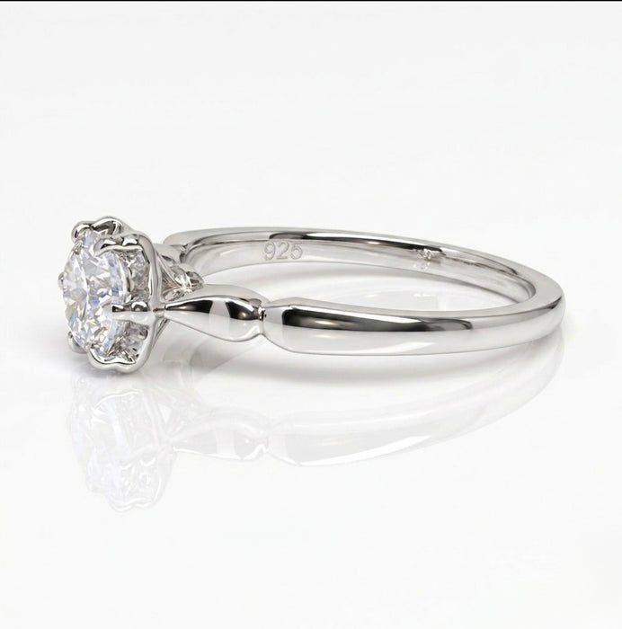 Sterling Silver Ring with Vintage Crown Design-ER-32