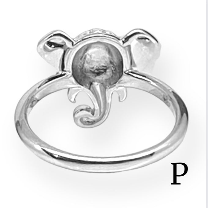 (ALP-09).925 silver ring in the shape of an elephant.