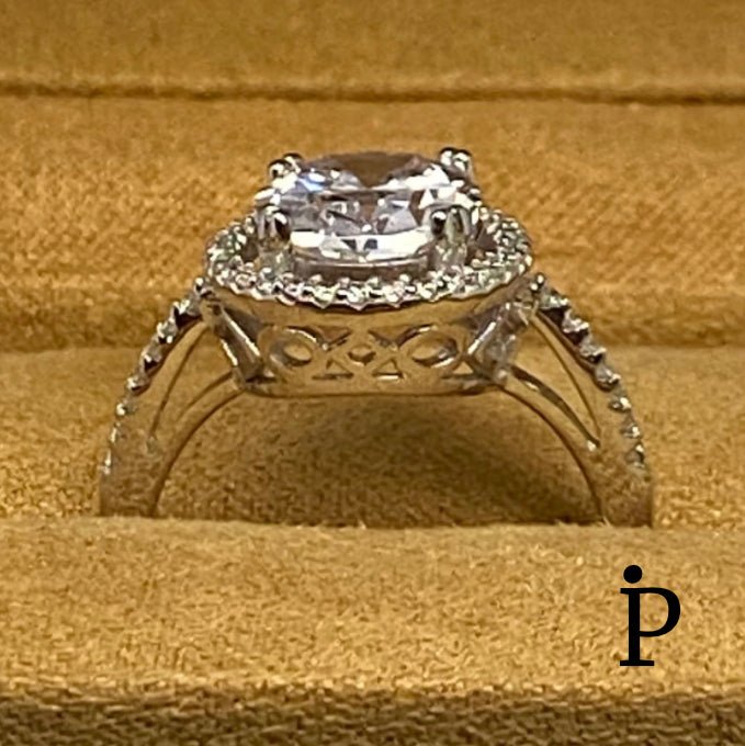 (ACP - 36) .925 Plata Anillo de Eternidad con Halo de CZ Ovalado - JoyeriaParis