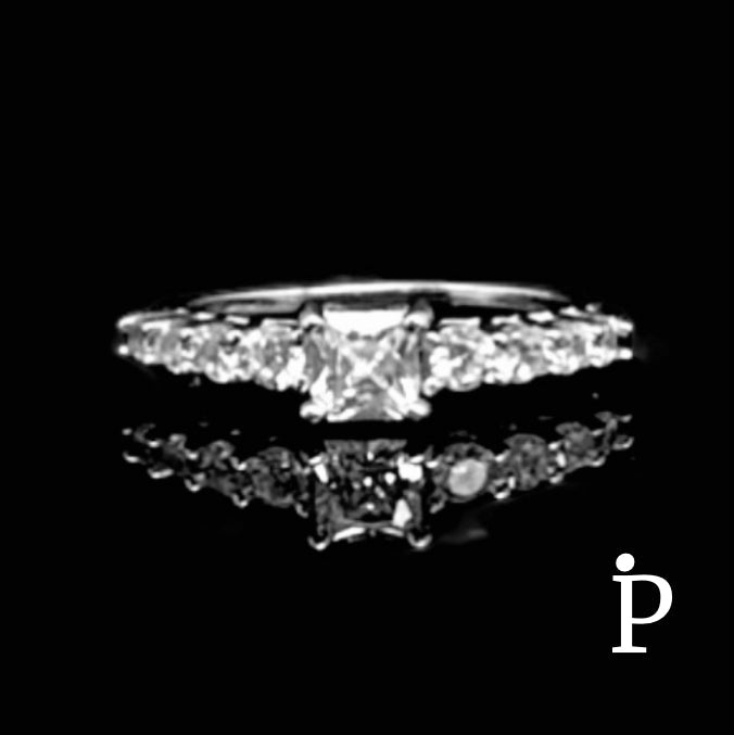 (ACP - 63) .925 Plata Anillo de Compromiso CZ Corte Princesa - JoyeriaParis