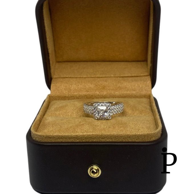 (ACP - 86) .925 Plata Anillo CZ Corte Princesa - JoyeriaParis