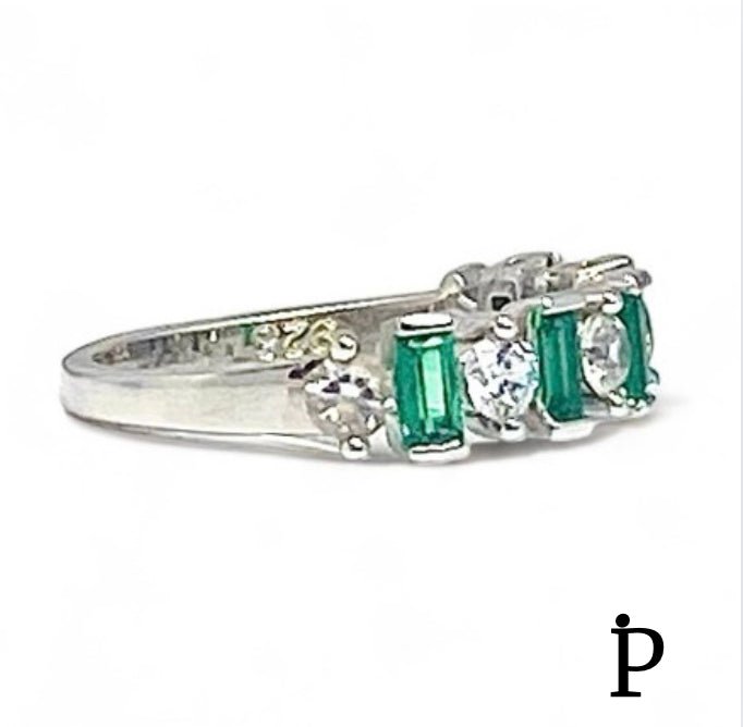 (AE - 34) .925 Plata Anillo Circonita Cúbica Redonda & Baguette Verde - JoyeriaParis