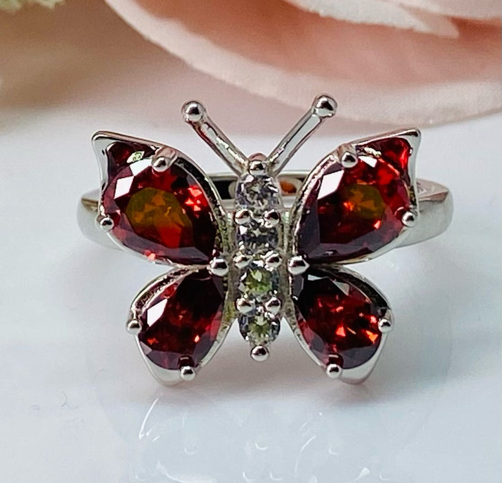 (AE - 97) .925 Plata Anillo Mariposa Granate CZ Grande - JoyeriaParis