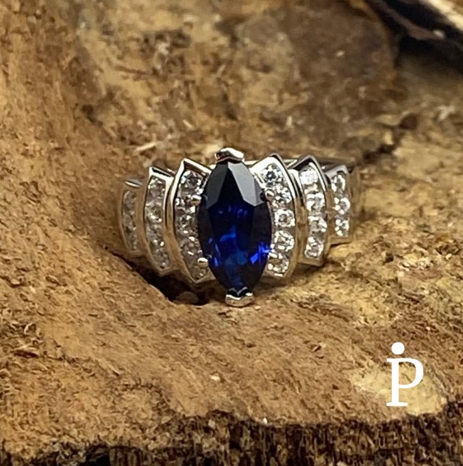 Anillo De Plata De Ley Corte Marquesa Azul - JoyeriaParis