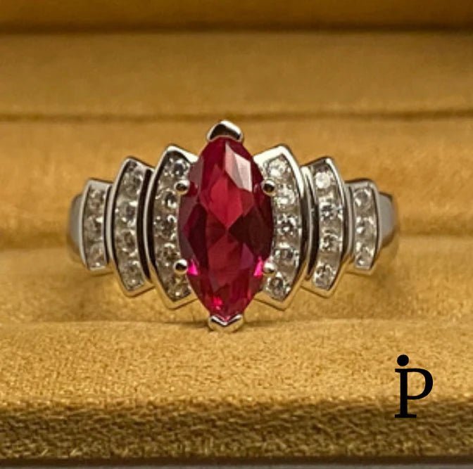 Anillo De Plata De Ley CZ Rubí Corte Marquesa - JoyeriaParis