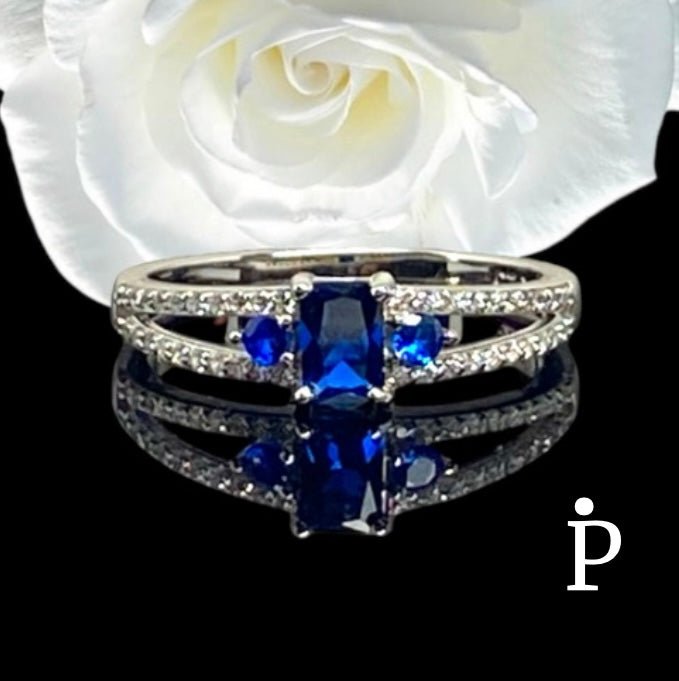 Anillo De Plata De Ley Radiante CZ Azul - JoyeriaParis