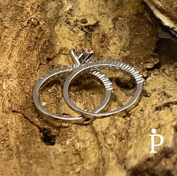 Anillos De Plata De Ley De Compromiso Doble Banda Con Circonita Cubica - JoyeriaParis