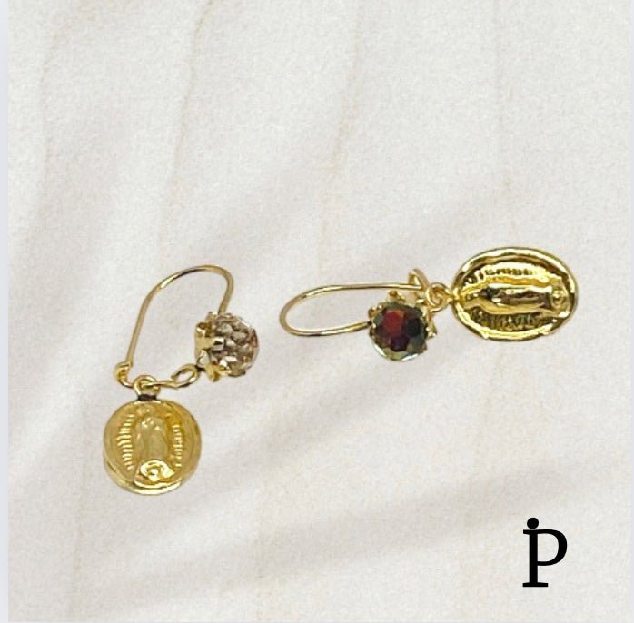 (AO - 51) 14K Aretes Oro Amarillo Ovalado Nuestra Señora de Guadalupe - JoyeriaParis