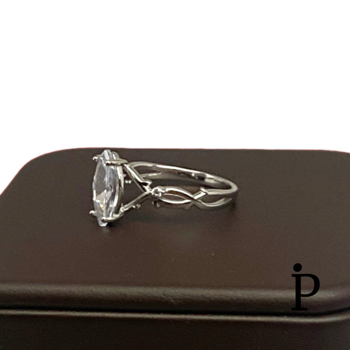 (ACP-161).925 Silver Marquise Cut Cubic Zirconia Ring