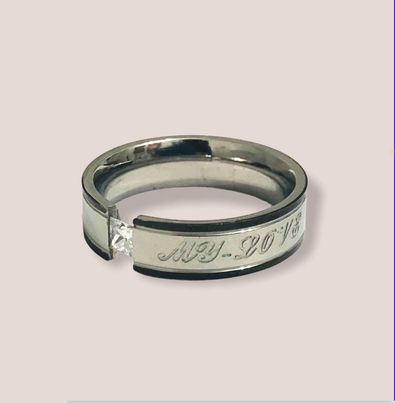 (UA - 16)Argolla en Acero Inoxidable con la palabra MY LOVE - JoyeriaParis