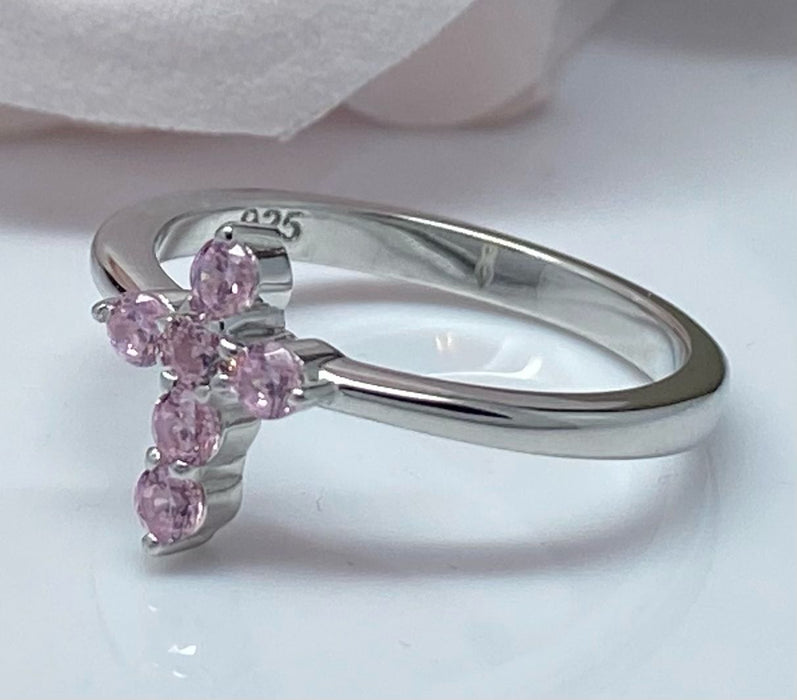 (AE-82)  .925 Plata anillo en forma de cruz, con circonias color rosa.