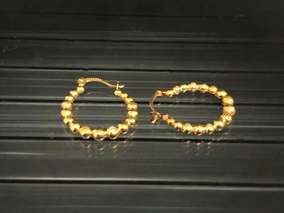 (AO-55) 10K Yellow Gold Earrings