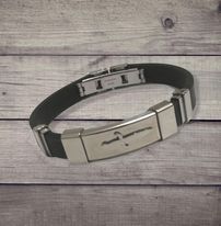 (UA-27)Stainless steel bracelet with black rubber plate for men